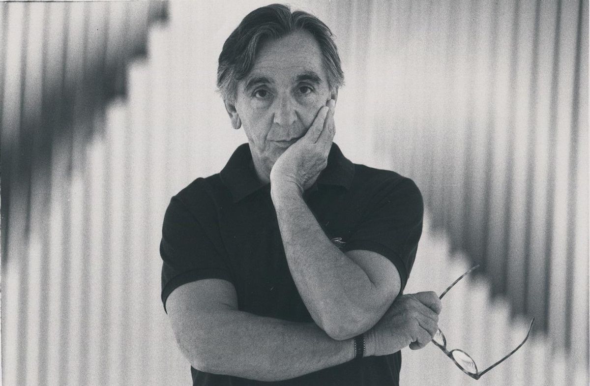 El escultor Andreu Alfaro, en una fotografía tomada en 1991.