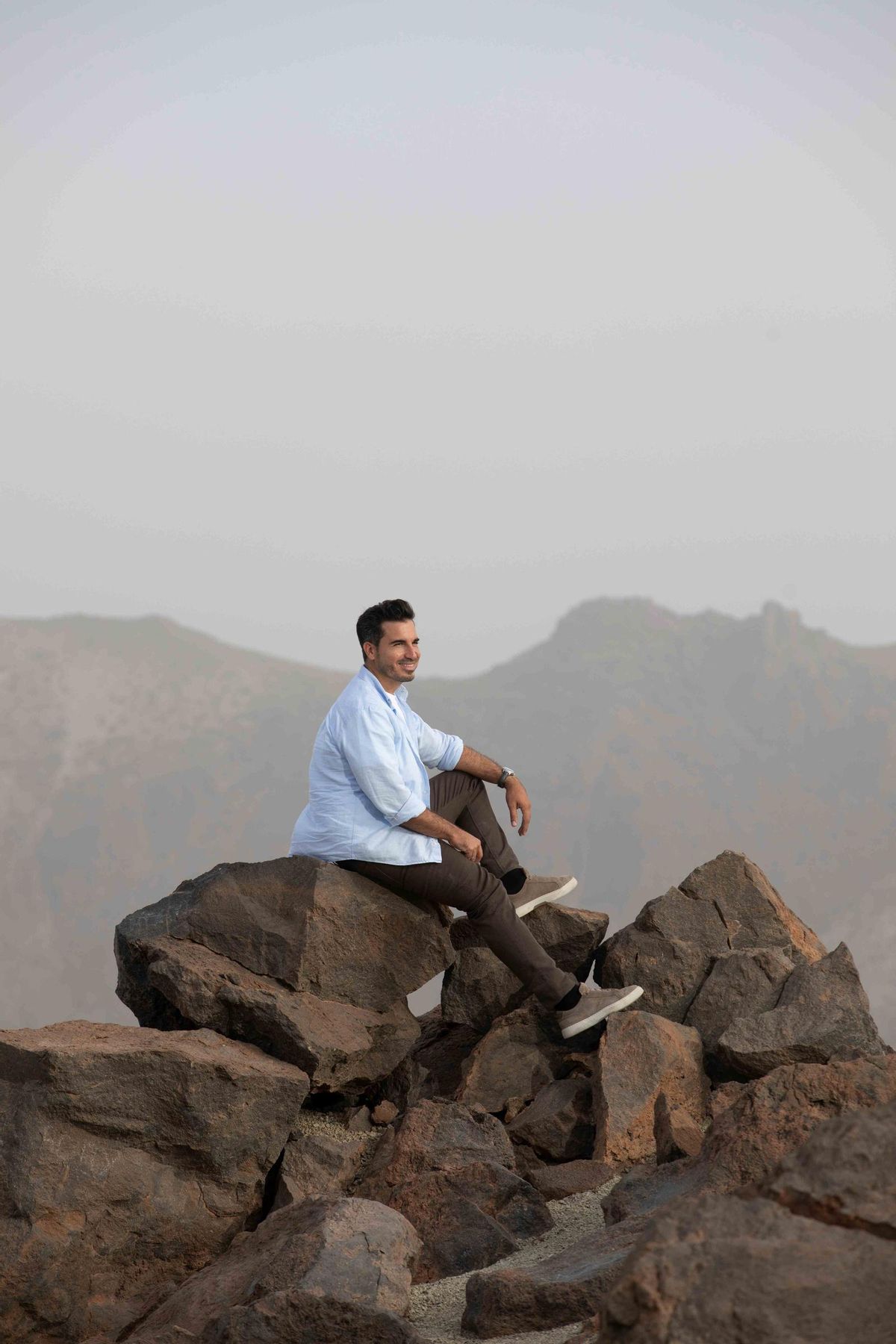 El escritor Javier Castillo, retratado en Tenerife.