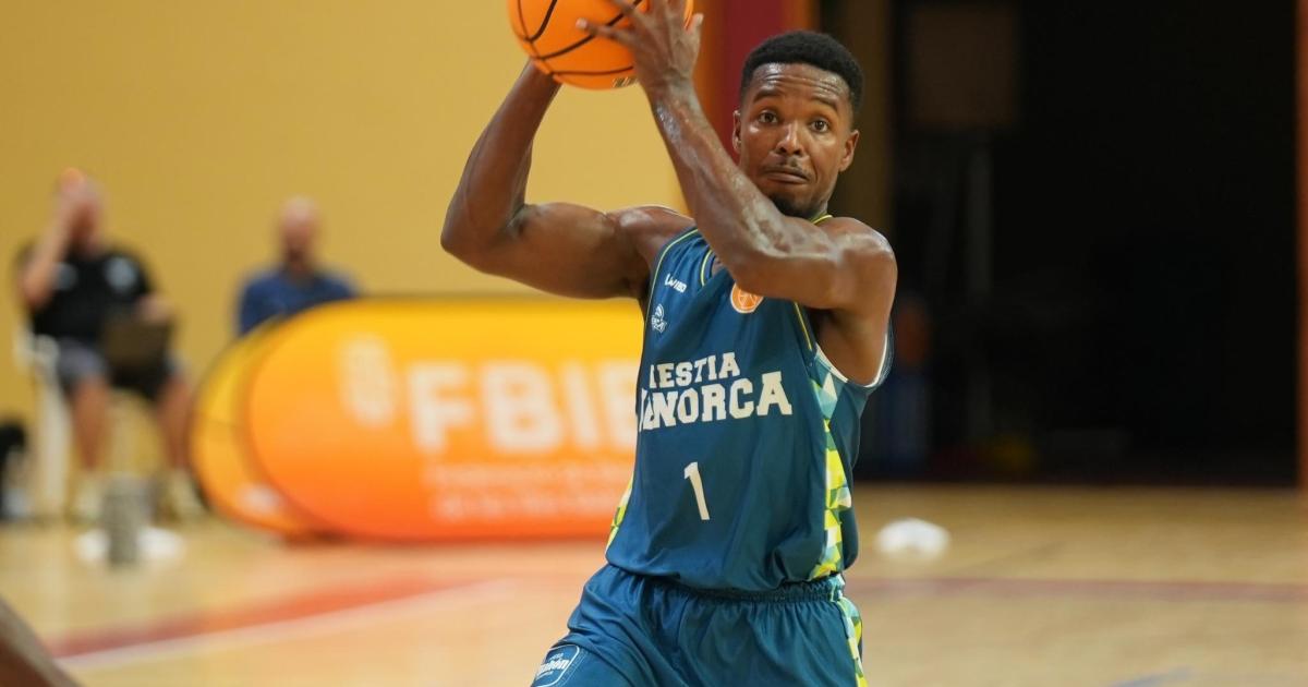 El Hestia Menorca se proclama campeón de Balears en su último test (74-77)