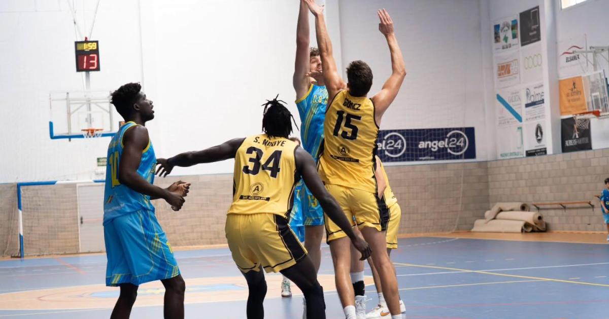 Es Castell conquista el Trofeu Itegra en Andratx