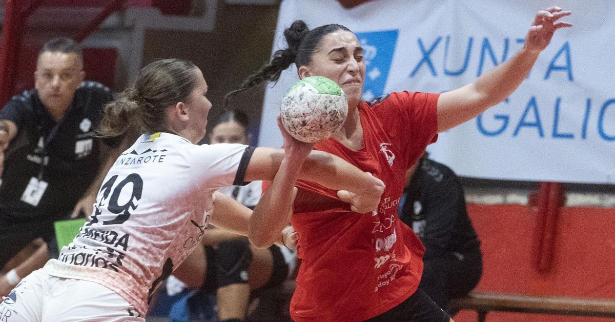 Aitana Santomé rompe el dedo gordo y estará varios meses de baja