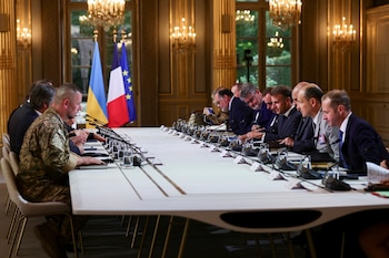 Macron participó en una reunión