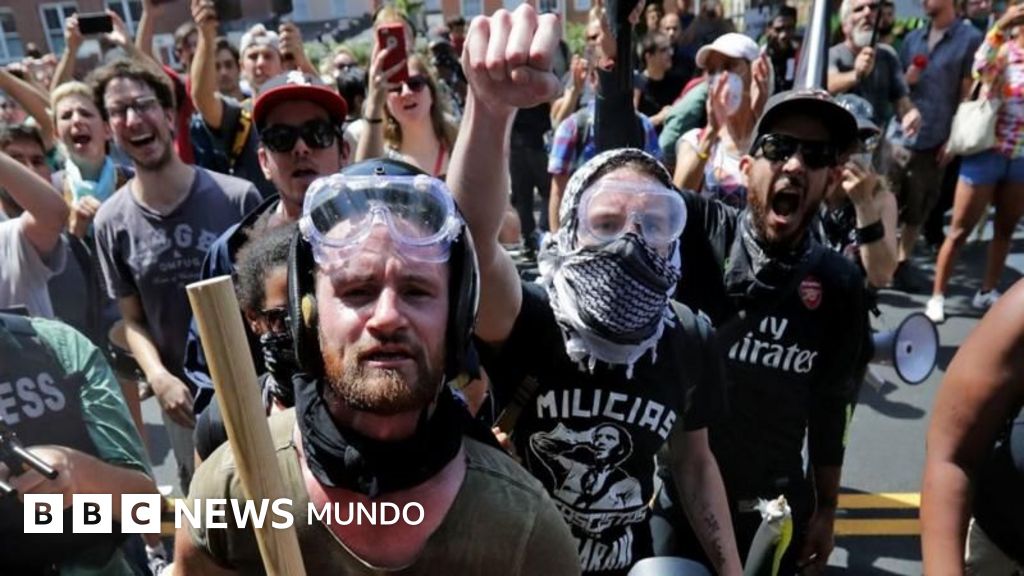 Qué es Antifa, el grupo de extrema izquierda enfrentado a los supremacistas blancos en EE.UU. y al que Trump quiere declarar como "terrorista"