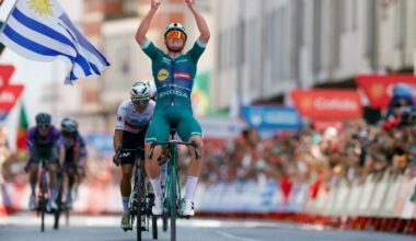 El danés Mads Pedersen consigue su primer triunfo de etapa en esta Vuelta.