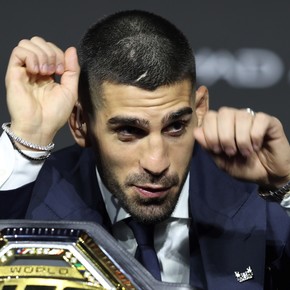 Ilia Topuria adelanta en qué asalto vencerá a Charles Oliveira en el UFC 317: "Será un espectáculo corto"