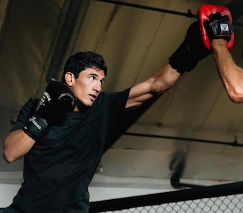 “Borderboy” combina formación en MMA,