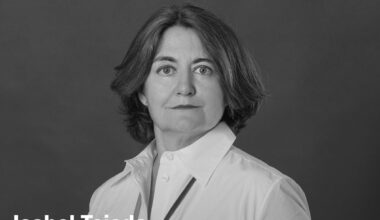 La catedrática de la UMU Isabel Tejeda asesorá al IVAM de Valencia para internacionalizar el museo