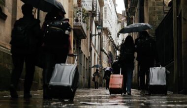 La lluvia en Santiago de Compostela vista por un fotógrafo alemán y un poeta andaluz
