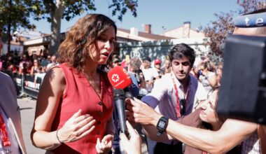 Incidentes en la Vuelta a España: reacciones en directo y última hora de la carrera en Madrid