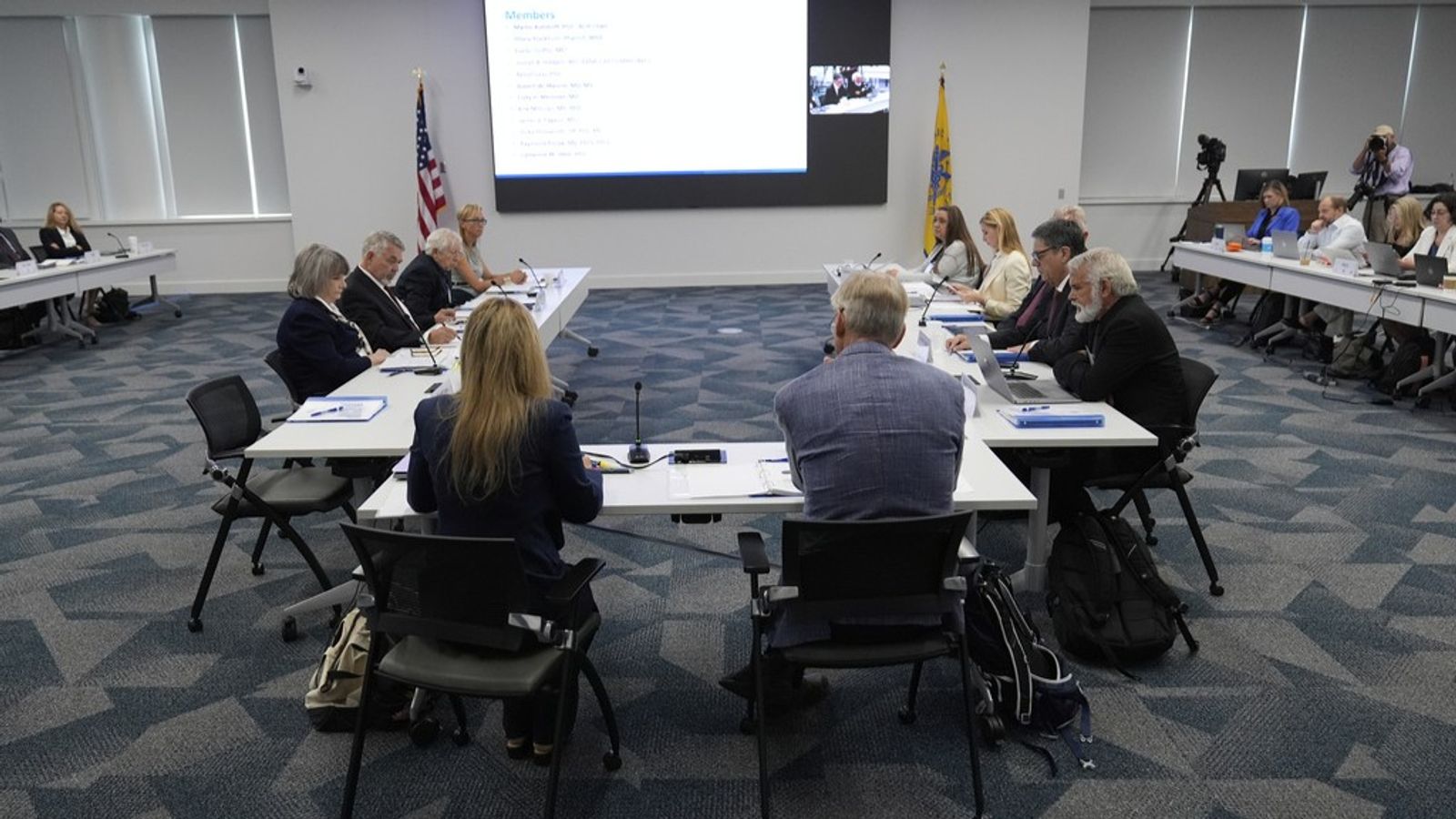 La conclusión de la reunión antivacunas del ACIP de Kennedy: la sentencia de muerte de la investigación científica
