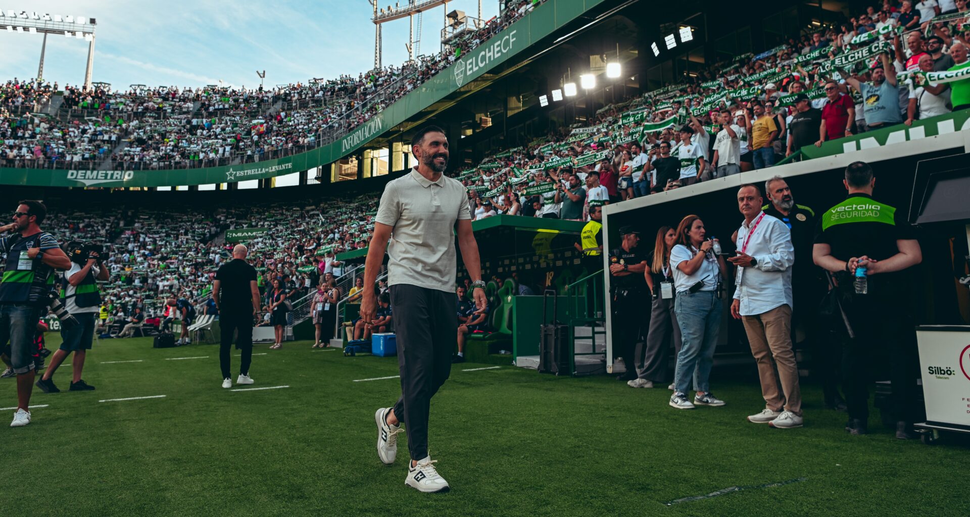 Eder Sarabia, elegido Mejor Entrenador de septiembre en LALIGA EA SPORTS | Elche CF
