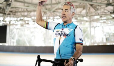 Sylvan Adams, la persona que mueve los hilos e impulsa con sus millones el equipo ciclista Israel-Premier Tech