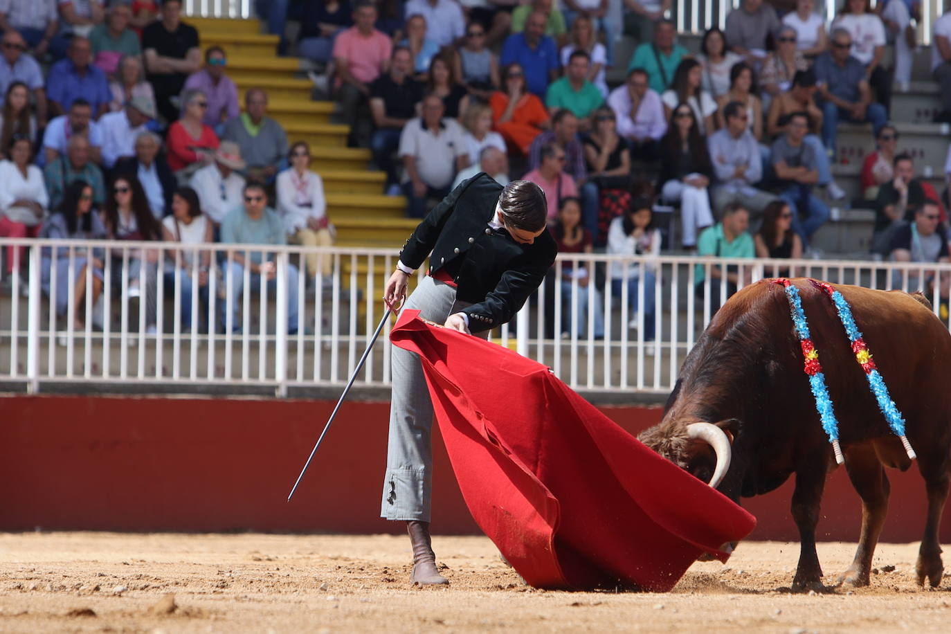 Oreja para Hernández y León en la última clase práctica del Certamen