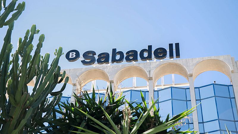 El consejo de Sabadell recomienda a sus accionistas rechazar la OPA del BBVA
