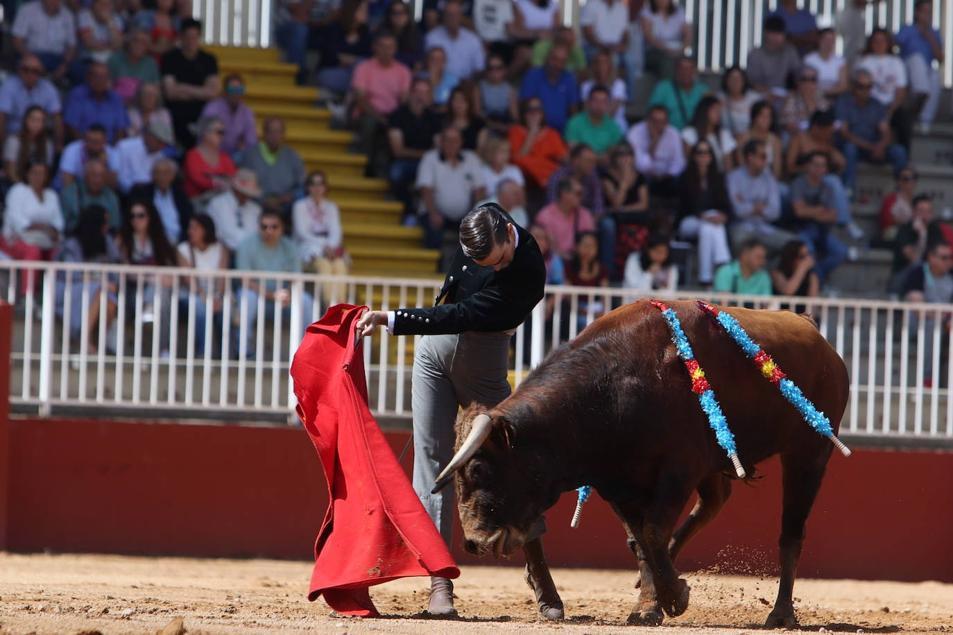 Oreja para Hernández y León en la última clase práctica del Certamen