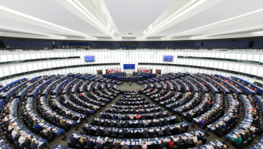 El Parlamento Europeo enmienda la plana a von der Layen