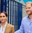 El príncipe Enrique y Meghan Markle en la visita a la escuela La Giralda en Bogotá (Colombia)