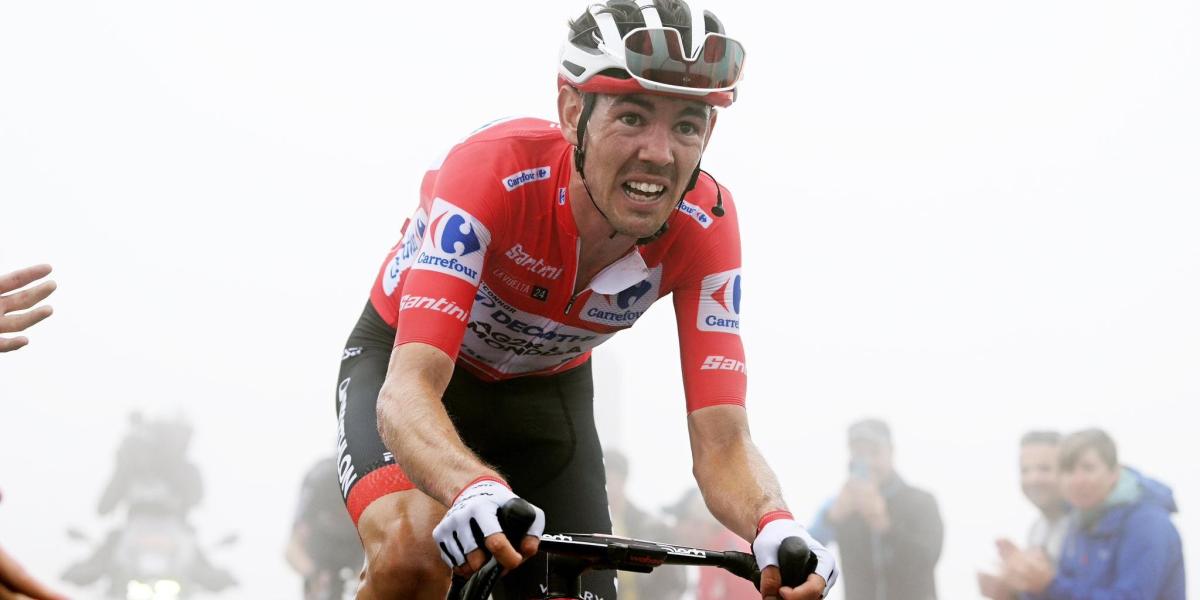 Ben O'Connor, segundo clasificado el año pasado, abandona la Vuelta lesionado