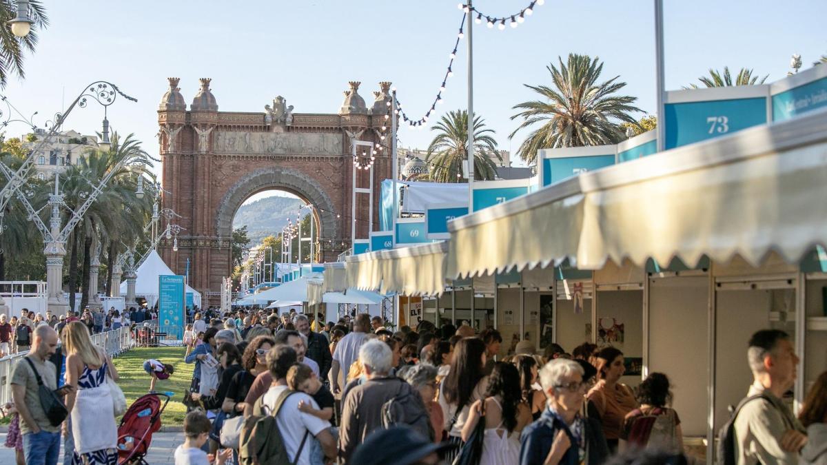 La Setmana del Llibre en Català de Barcelona abre este viernes con más espacio y expositores