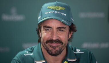 “Es más posible que lo deje si tengo un coche competitivo en el 2026”