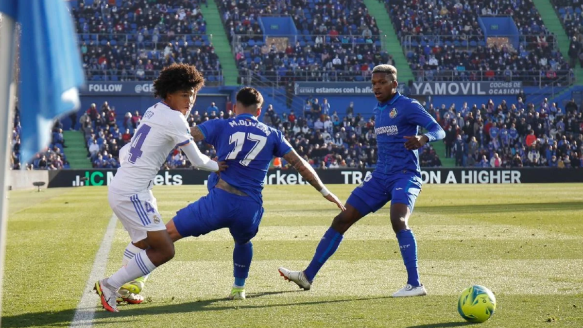 Peter Federico en un partido con el Real Madrid ante el Getafe.
