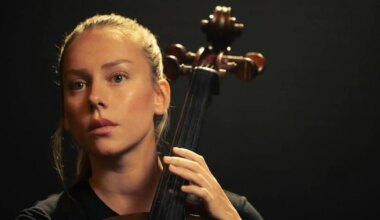 Ester Expósito dialoga con su cuerpo en una metáfora sobre la cosificación: crítica de 'El talento'