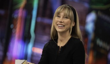 este es el detalle del 'look' de Ester Expósito en 'El Hormiguero' que confirma una de las tendencias del momento