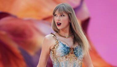Taylor ‘business’ Swift