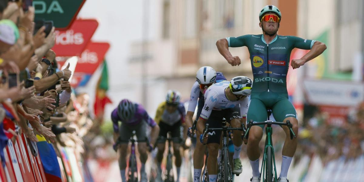 La Vuelta retoma la marcha en Galicia con una etapa dura de media montaña y final en alto