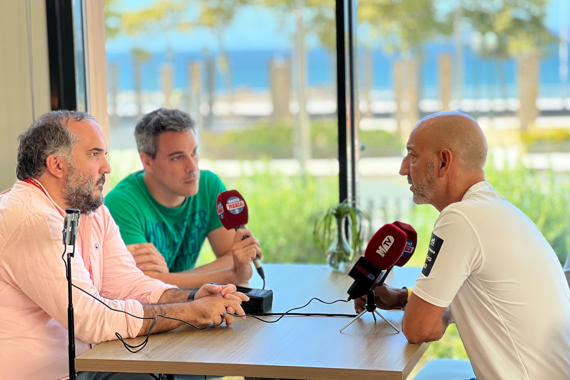 Matxin, con los redactores de MARCA y Radio MARCA en Vigo.
