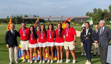 La selección de Castilla y León se colgó la medalla de plata en el Campeonato de España de Golf.