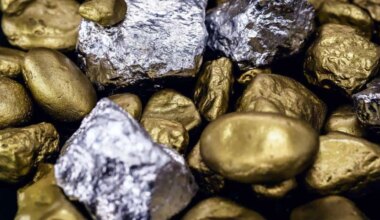 Lo que nos dicen los máximos del oro, la plata y el cobre