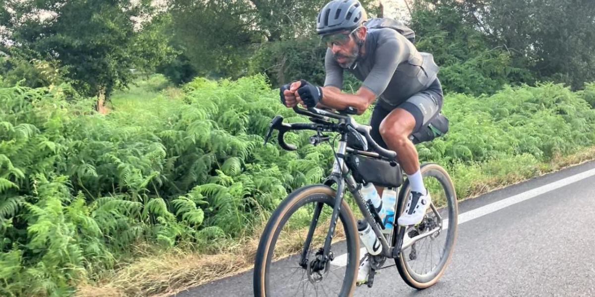 Rusia arresta a un ciclista francés que trataba de batir un récord mundial