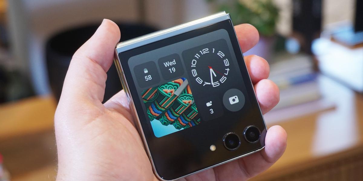 Así es el Galaxy Z Flip5 reacondicionado que permite sentir la experiencia plegable sin gastar tanto