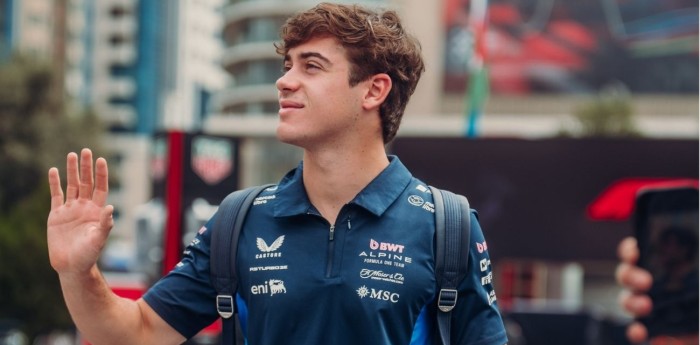 F1: ¡Hola Franco! Colapinto ya está en las calles de Bakú
