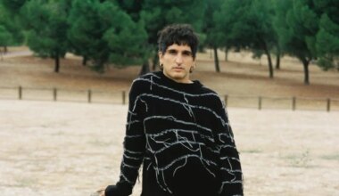 el músico, actor y peluquero no binario que fue víctima de bullying
