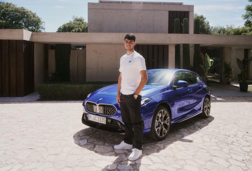 BMW sigue siendo el coche del mejor tenista del momento, Carlos Alcaraz