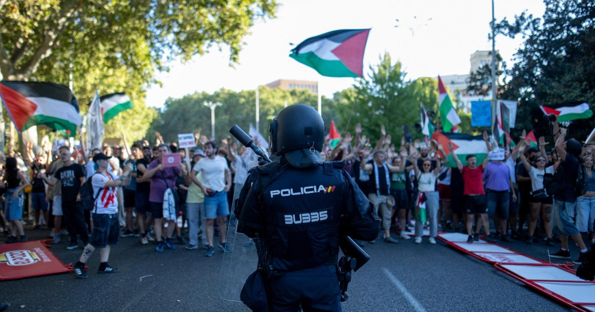 La delegación del Gobierno redujo la seguridad de los ciclistas de La Vuelta en Madrid dos días antes de su celebración