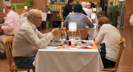 Luis y Maricruz en 'First Dates'