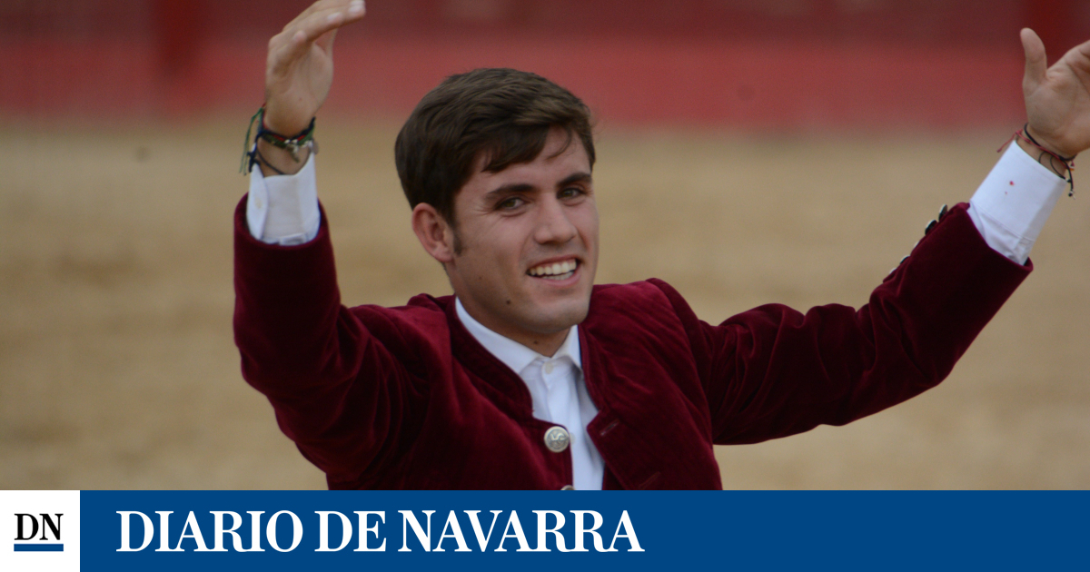 Guillermo Hermoso de Mendoza, herido en la mano, causa baja en Salamanca