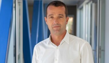 Indra negocia la compra de Comforsa a la Generalitat; los minoritarios del Sabadell quieren ir a la CNMV, por Manel Pérez