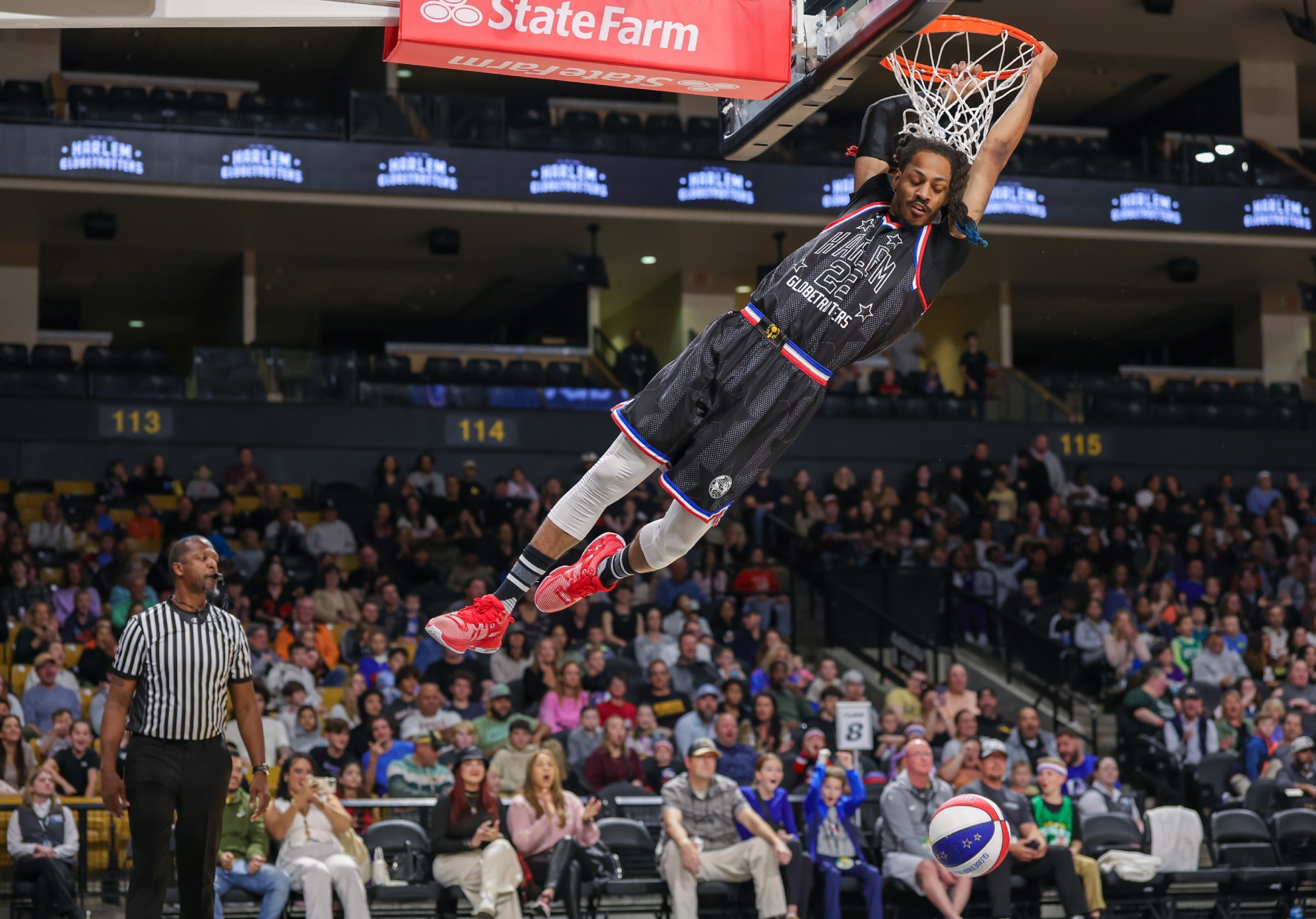 Harlem Globetrotters.
