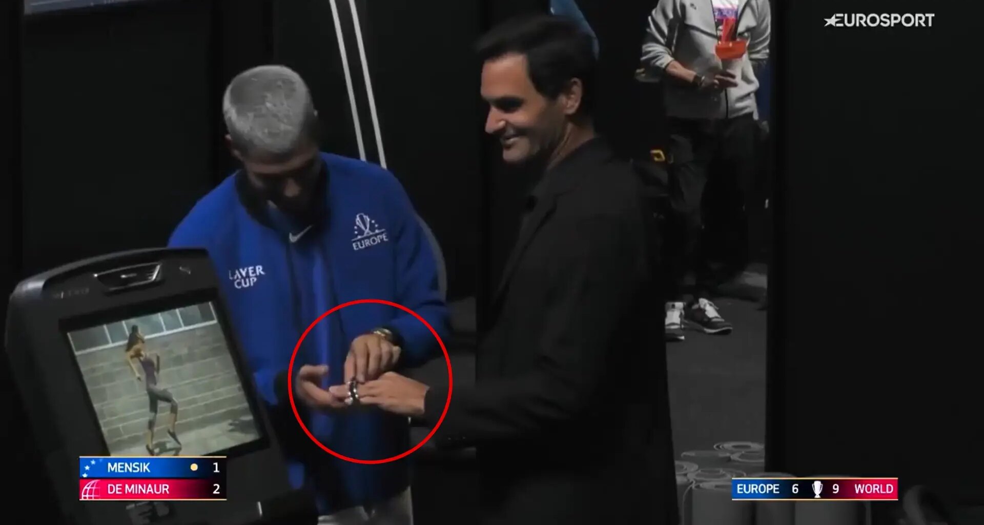 el suizo 'presume' de un reloj de 1,5 millones... y el español, a carcajadas