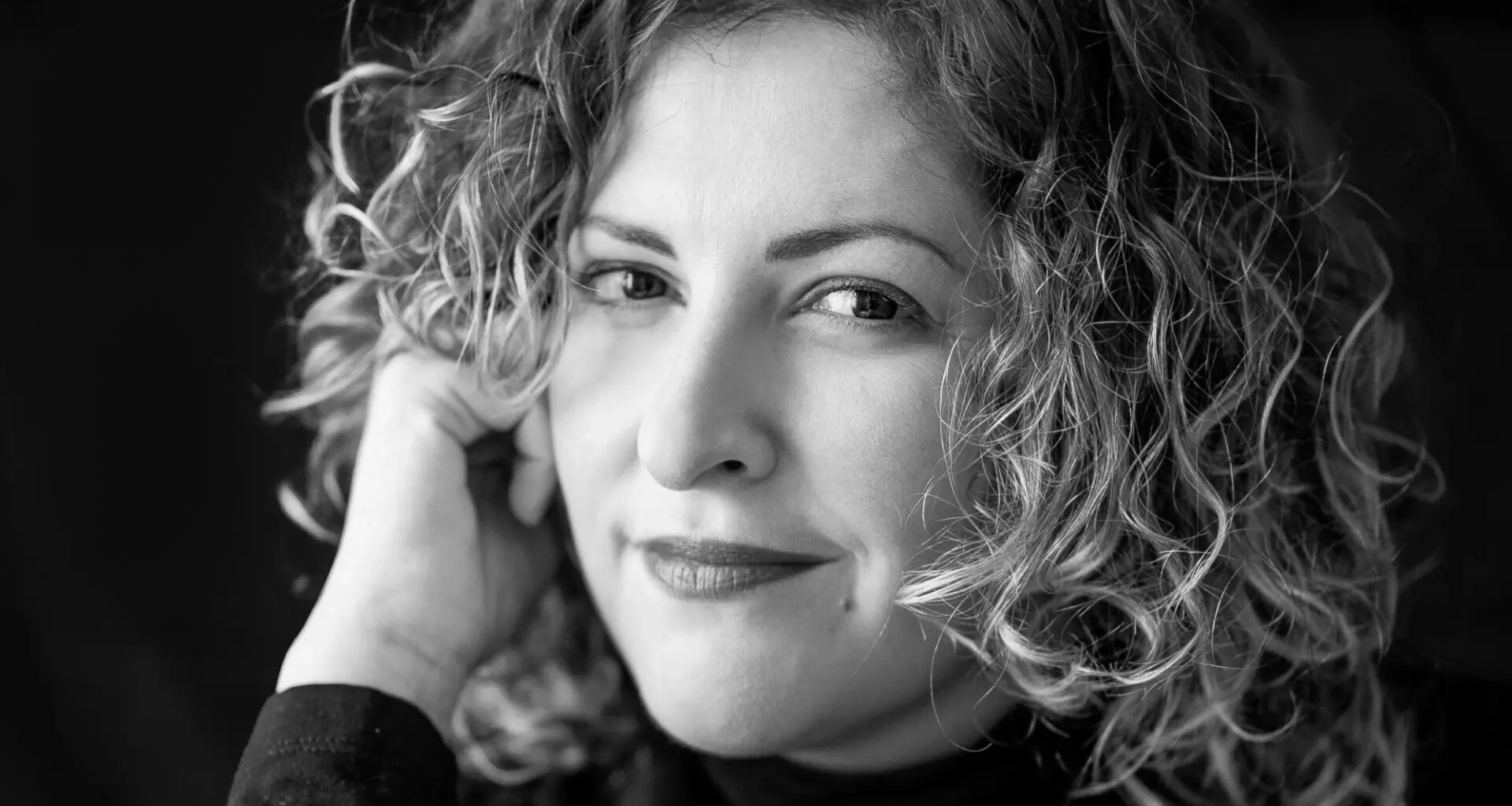 La periodista Soraya Romero regresa a su pasado en 'Demasiado ayer', con personajes oscuros a caballo entre España y México