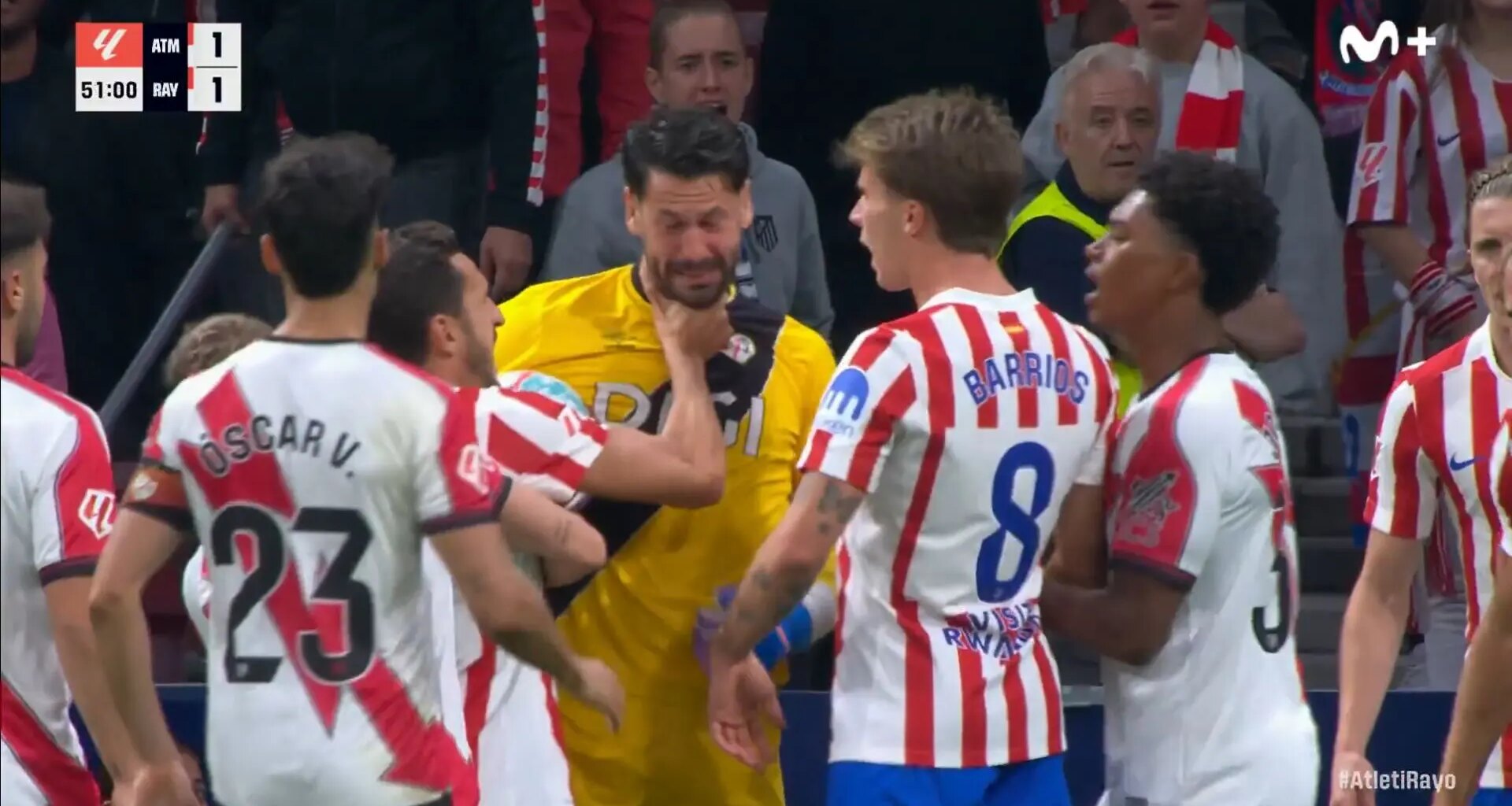 La polémica del Atleti - Rayo más tenso: amarilla a Koke tras agarrar del cuello a Batalla en plena tangana