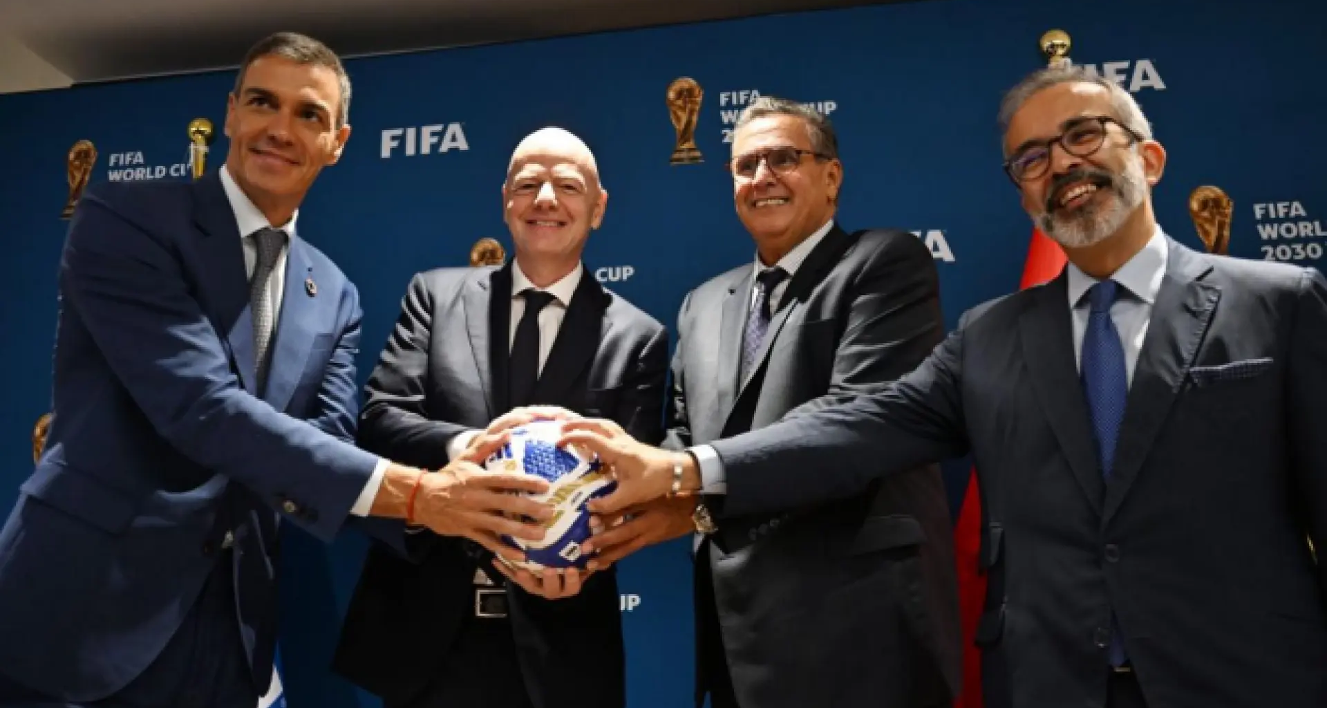 Cumbre entre Pedro Sánchez, Infantino y mandatarios de Marruecos y Portugal para planificar el Mundial de 2030