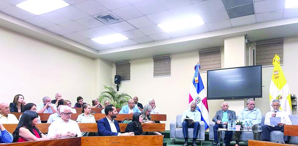 Felucho Jiménez publica libro "El bolero en Iberoamérica"