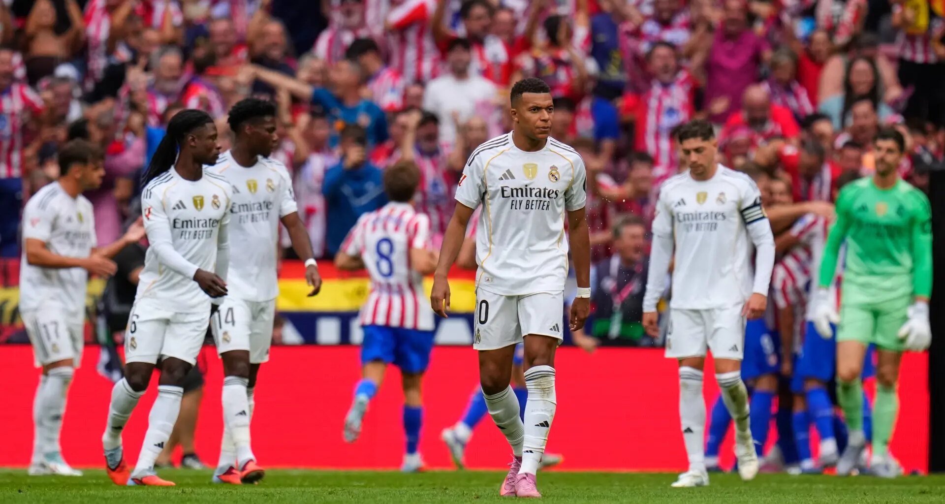 "Tocaba ser valiente y fue cobarde"