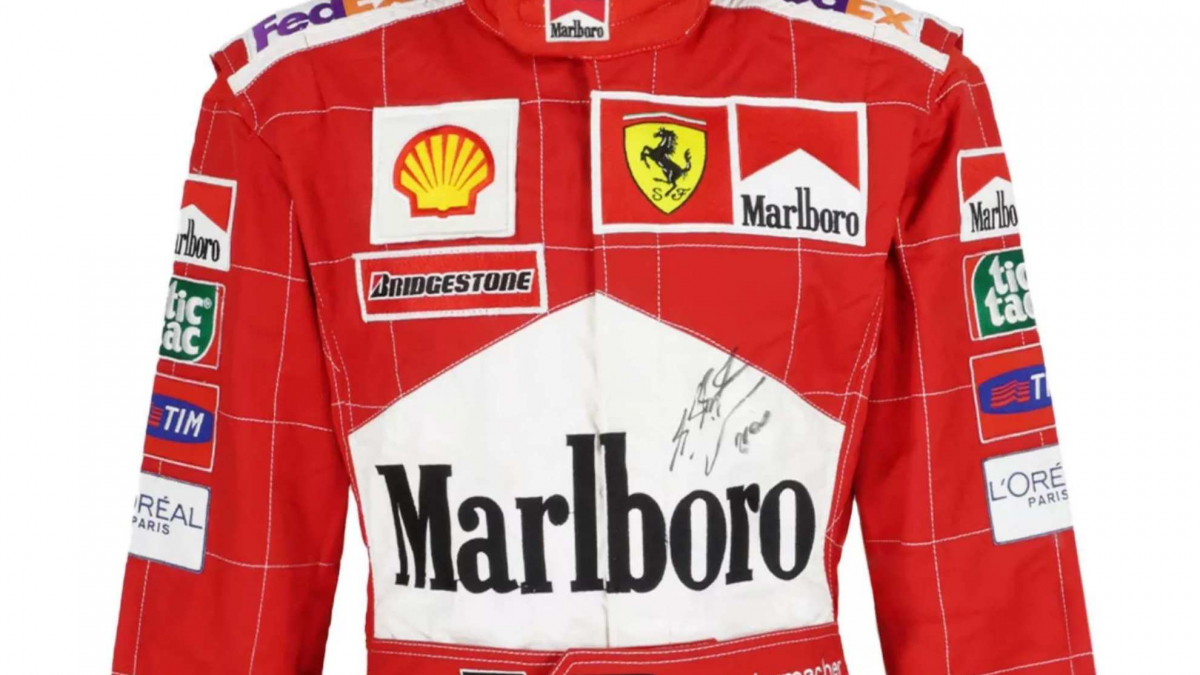 Un mono de Michael Schumacher se vende por una cifra increíble