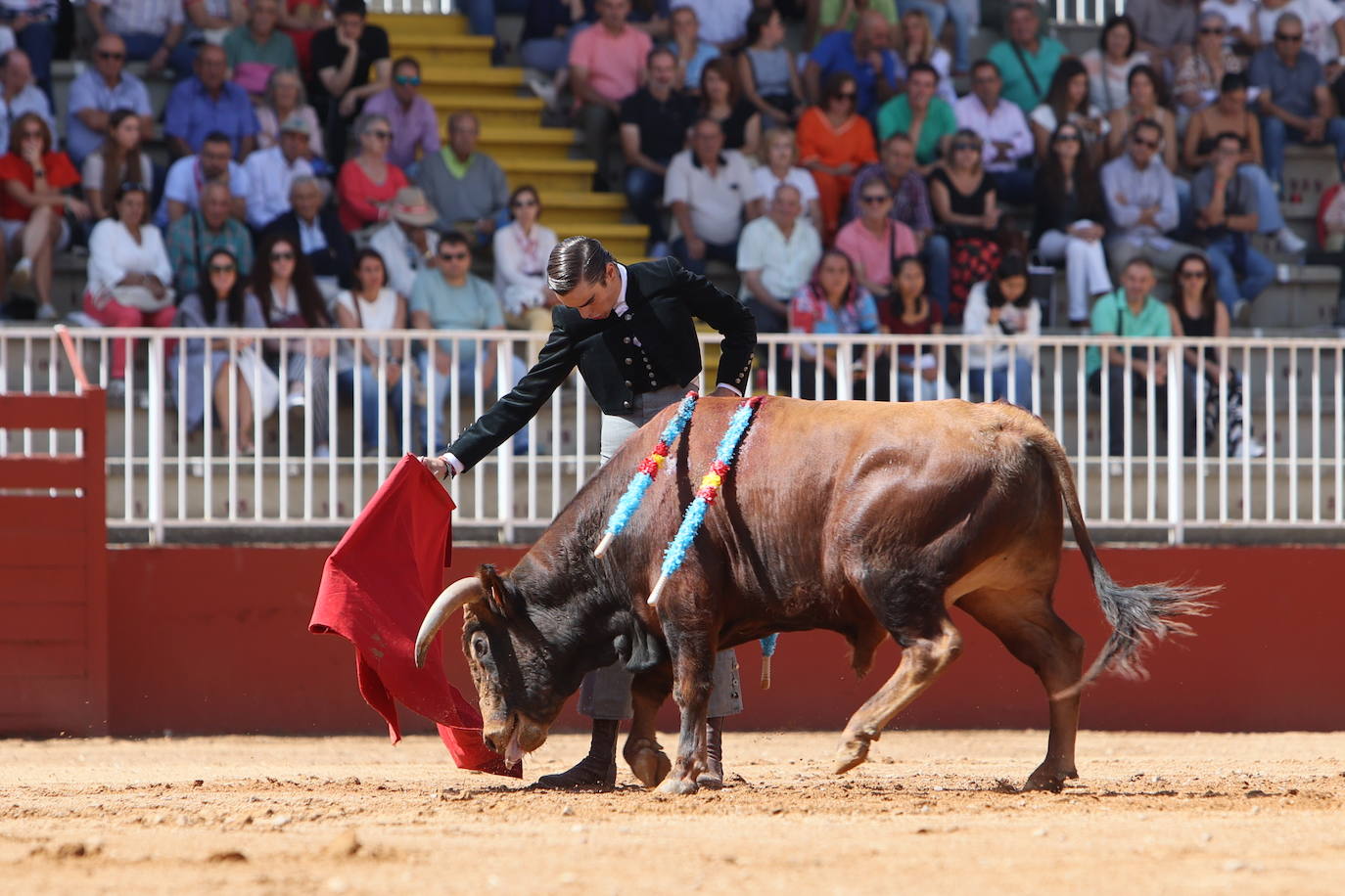 Oreja para Hernández y León en la última clase práctica del Certamen